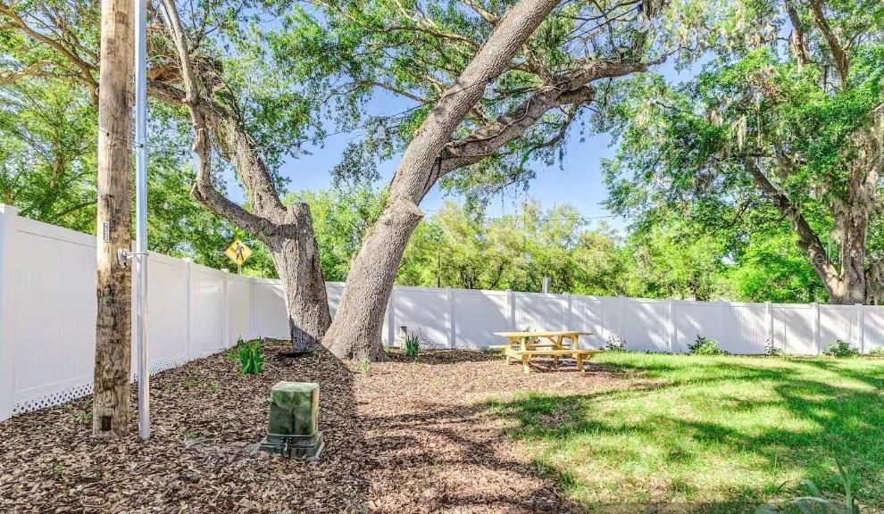 В аренду: $1,750 (2 спален, 1 ванн, 750 Квадратных фут)