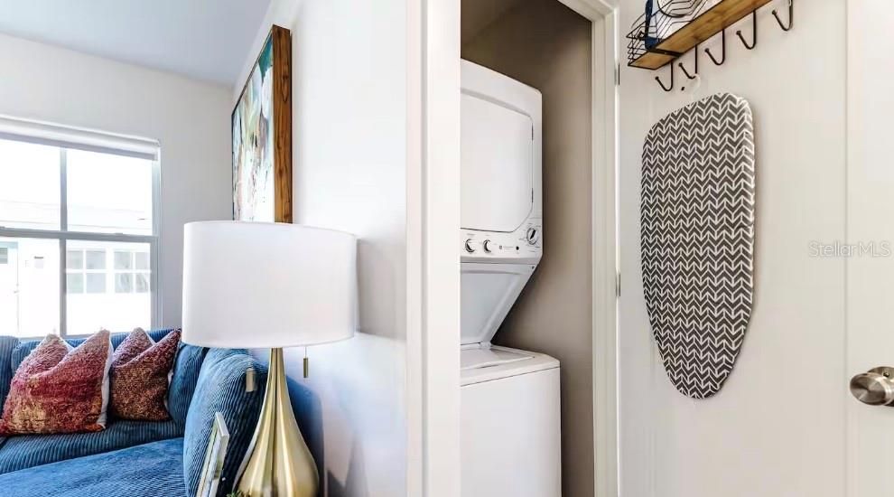 В аренду: $1,750 (2 спален, 1 ванн, 750 Квадратных фут)