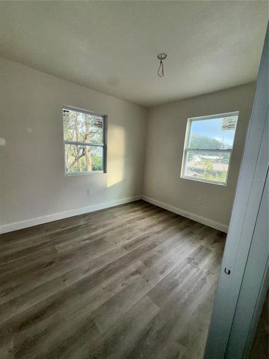 En Venta: $499,000 (4 camas, 3 baños, 960 Pies cuadrados)