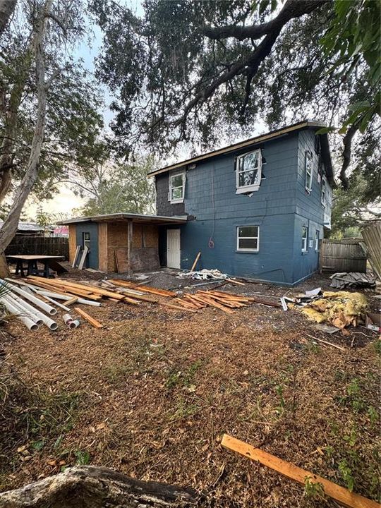 En Venta: $499,000 (4 camas, 3 baños, 960 Pies cuadrados)