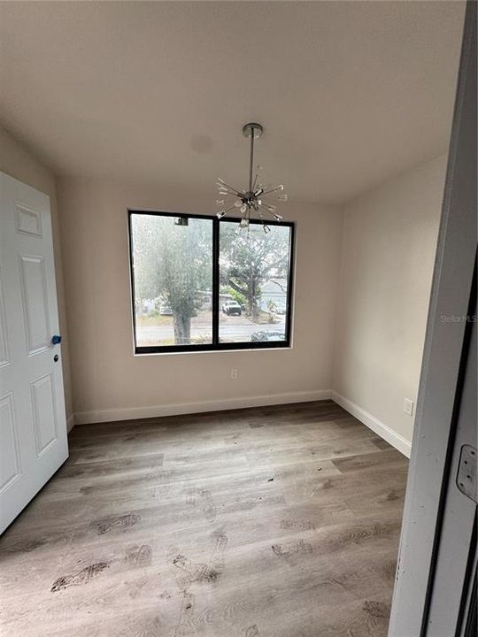 En Venta: $499,000 (4 camas, 3 baños, 960 Pies cuadrados)