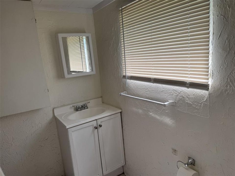 В аренду: $1,450 (1 спален, 1 ванн, 400 Квадратных фут)