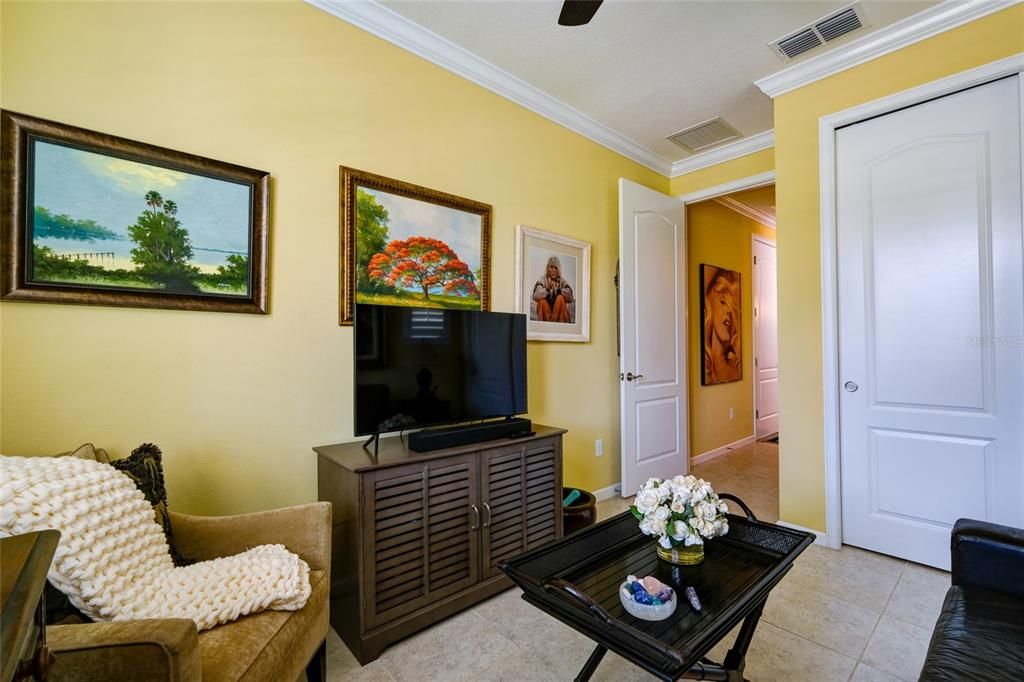 待售: $524,900 (2 贝兹, 2 浴室, 1647 平方英尺)