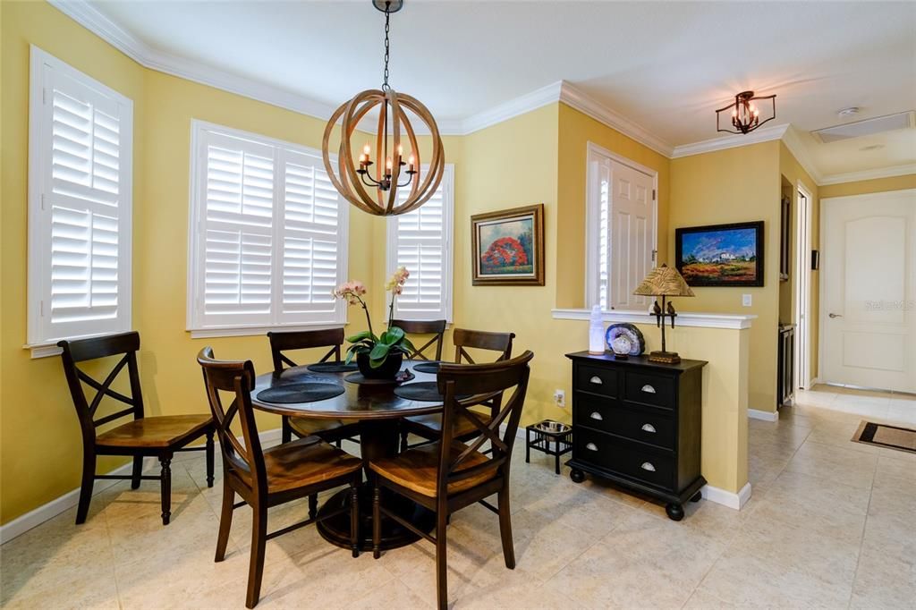 待售: $524,900 (2 贝兹, 2 浴室, 1647 平方英尺)