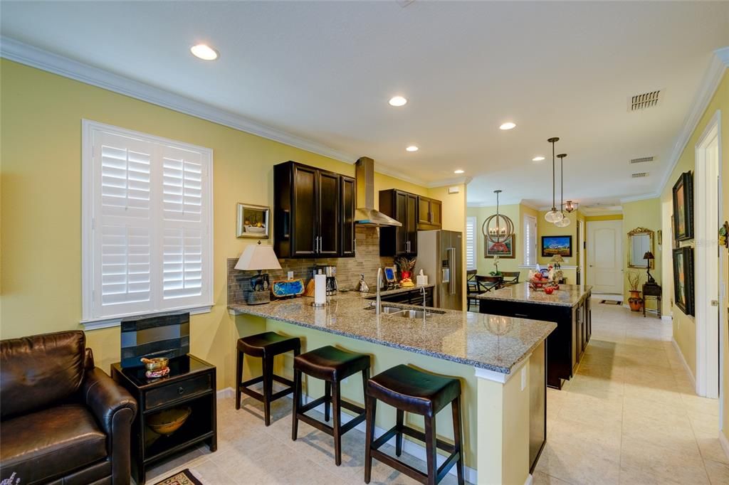 待售: $524,900 (2 贝兹, 2 浴室, 1647 平方英尺)