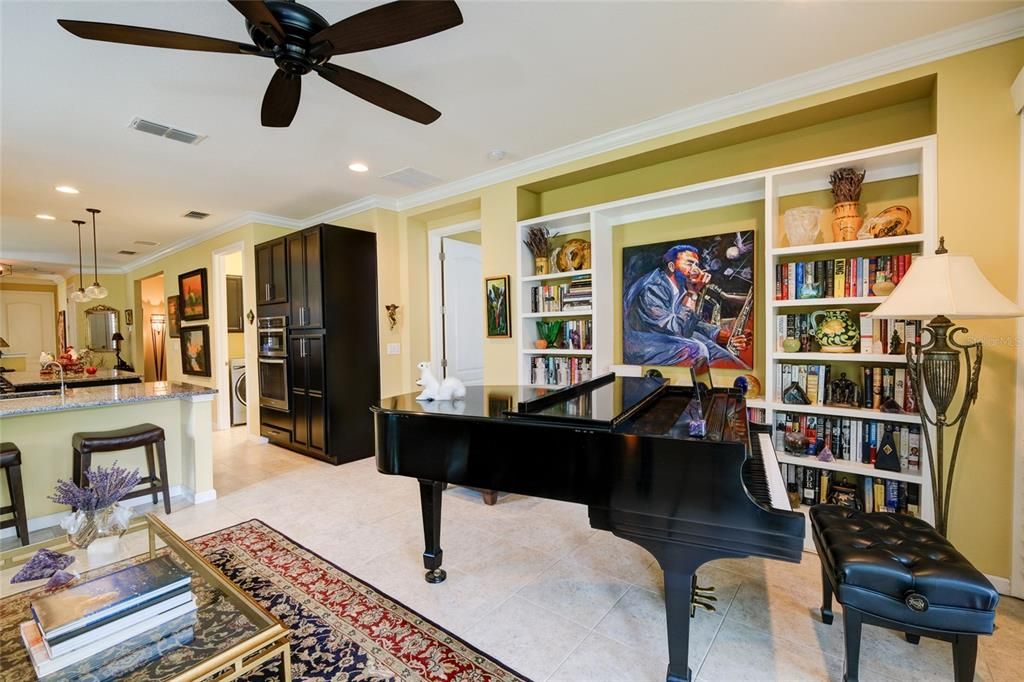 待售: $524,900 (2 贝兹, 2 浴室, 1647 平方英尺)