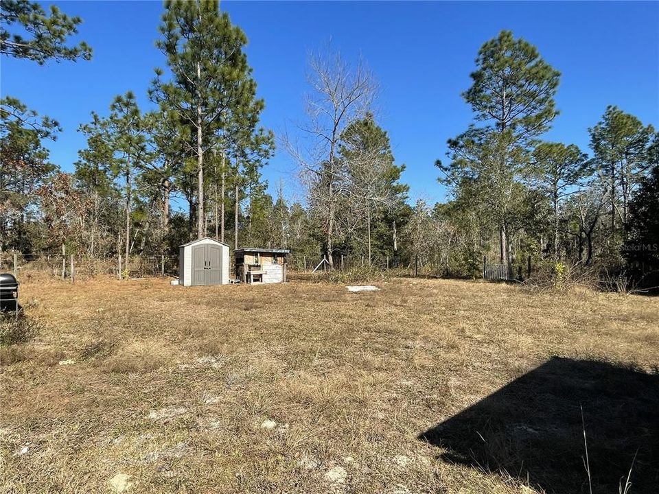 For Sale: $151,900 (2 beds, 2 baths, 728 Square Feet)