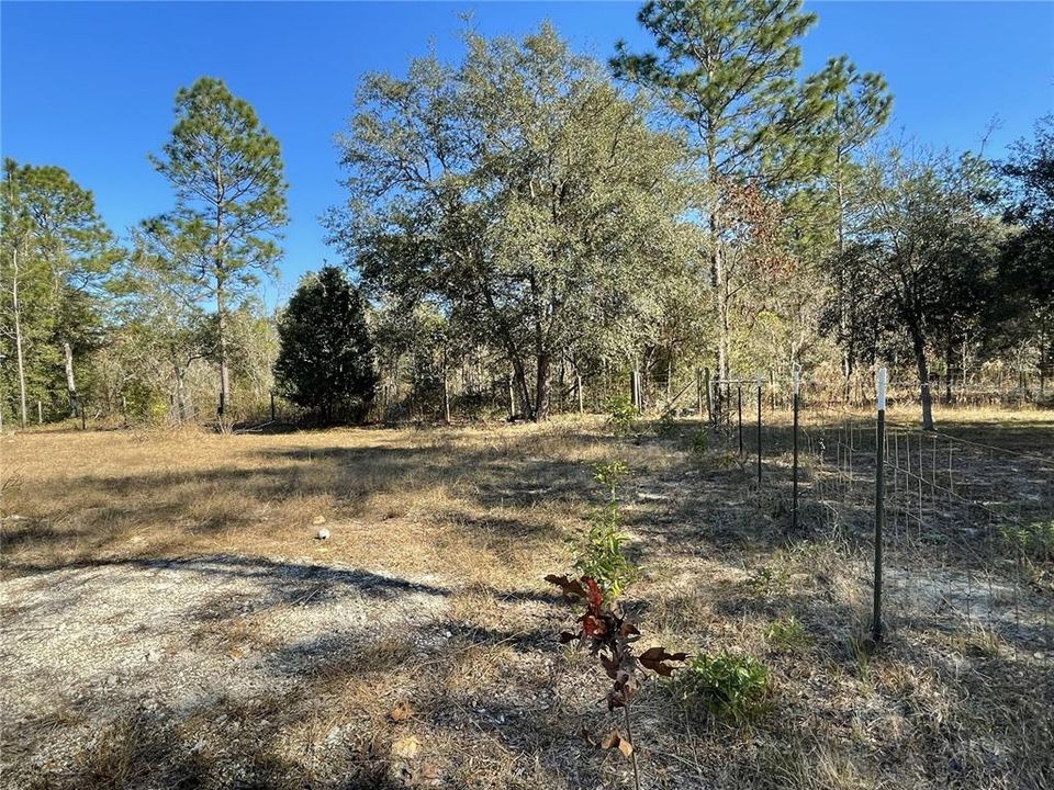 For Sale: $151,900 (2 beds, 2 baths, 728 Square Feet)