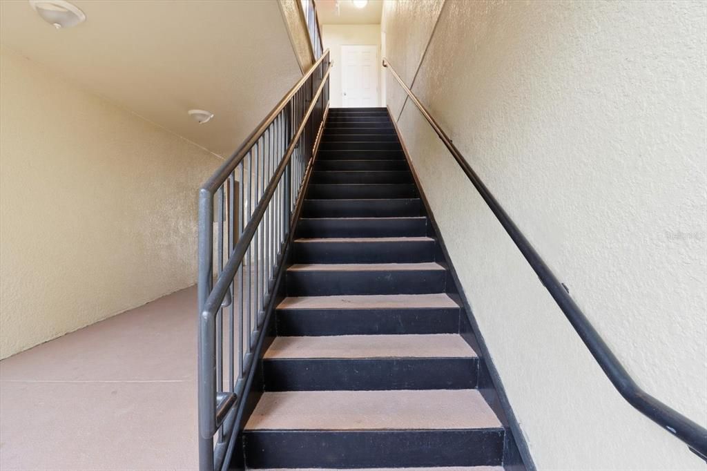 待售: $250,000 (2 贝兹, 2 浴室, 1060 平方英尺)