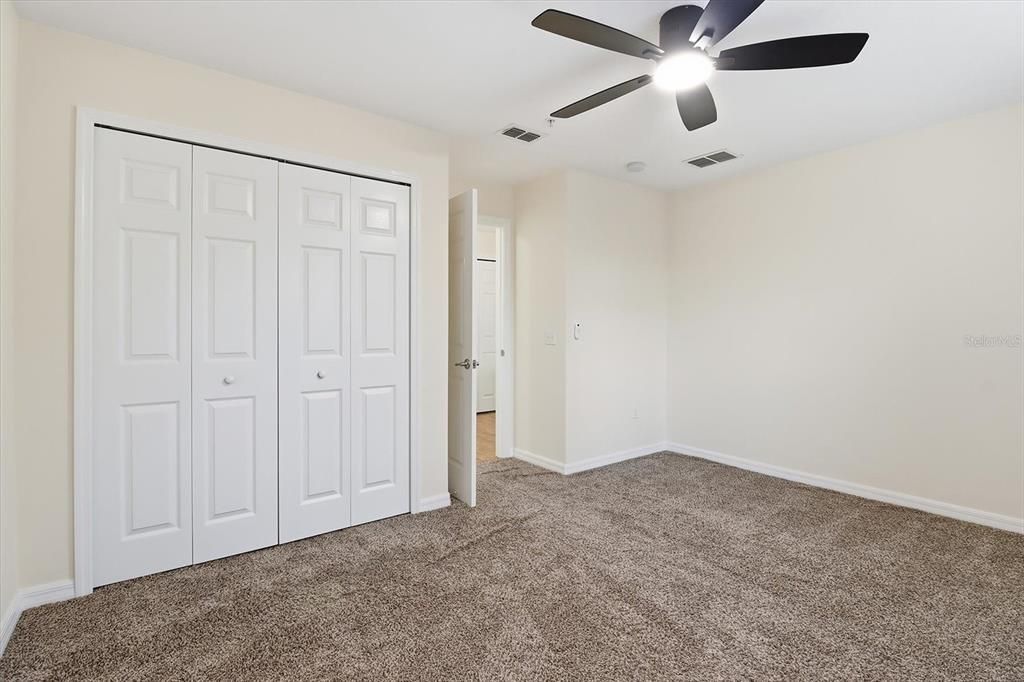 待售: $250,000 (2 贝兹, 2 浴室, 1060 平方英尺)