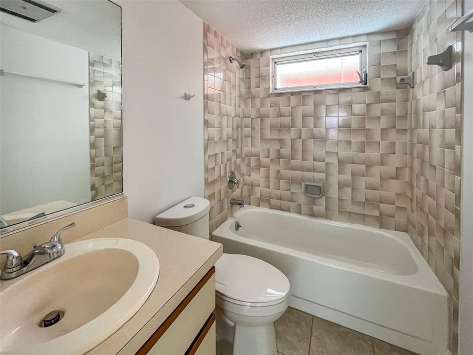 For Rent: $2,595 (2 beds, 2 baths, 1548 Square Feet)