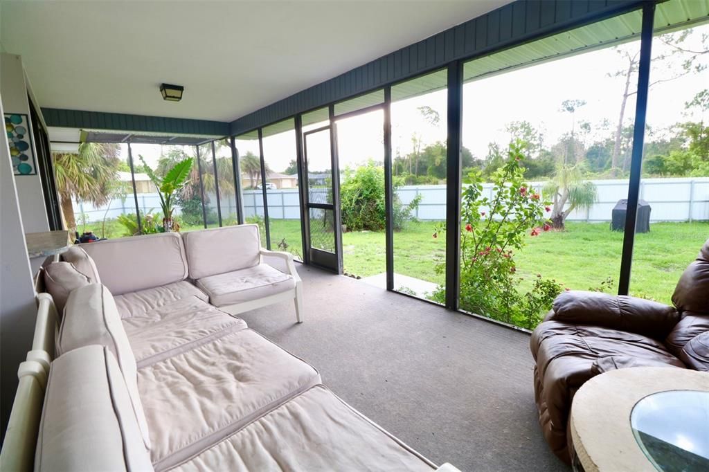 En Venta: $299,900 (3 camas, 2 baños, 1440 Pies cuadrados)