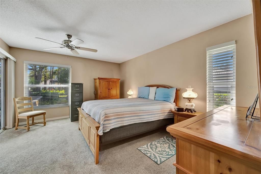 For Sale: $409,000 (3 beds, 2 baths, 1838 Square Feet)