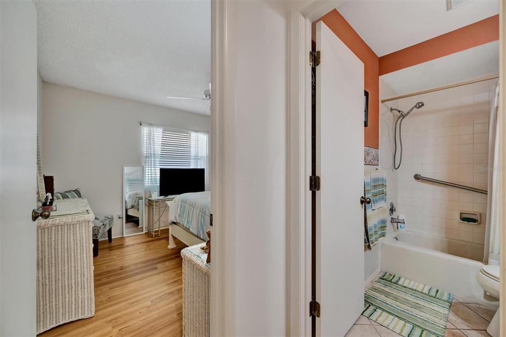 For Sale: $409,000 (3 beds, 2 baths, 1838 Square Feet)