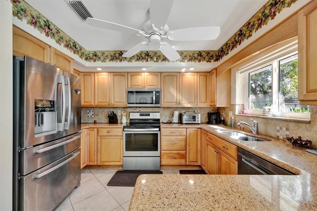 For Sale: $409,000 (3 beds, 2 baths, 1838 Square Feet)