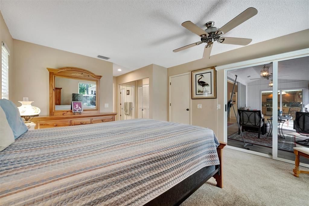 For Sale: $409,000 (3 beds, 2 baths, 1838 Square Feet)