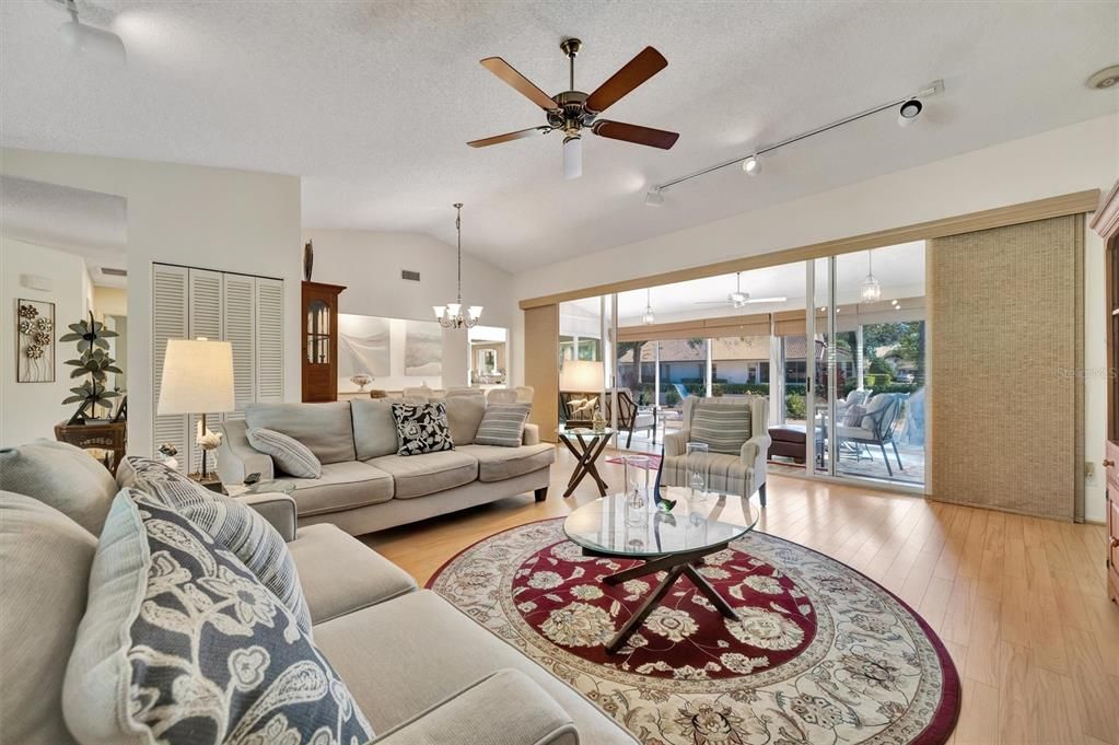 For Sale: $409,000 (3 beds, 2 baths, 1838 Square Feet)