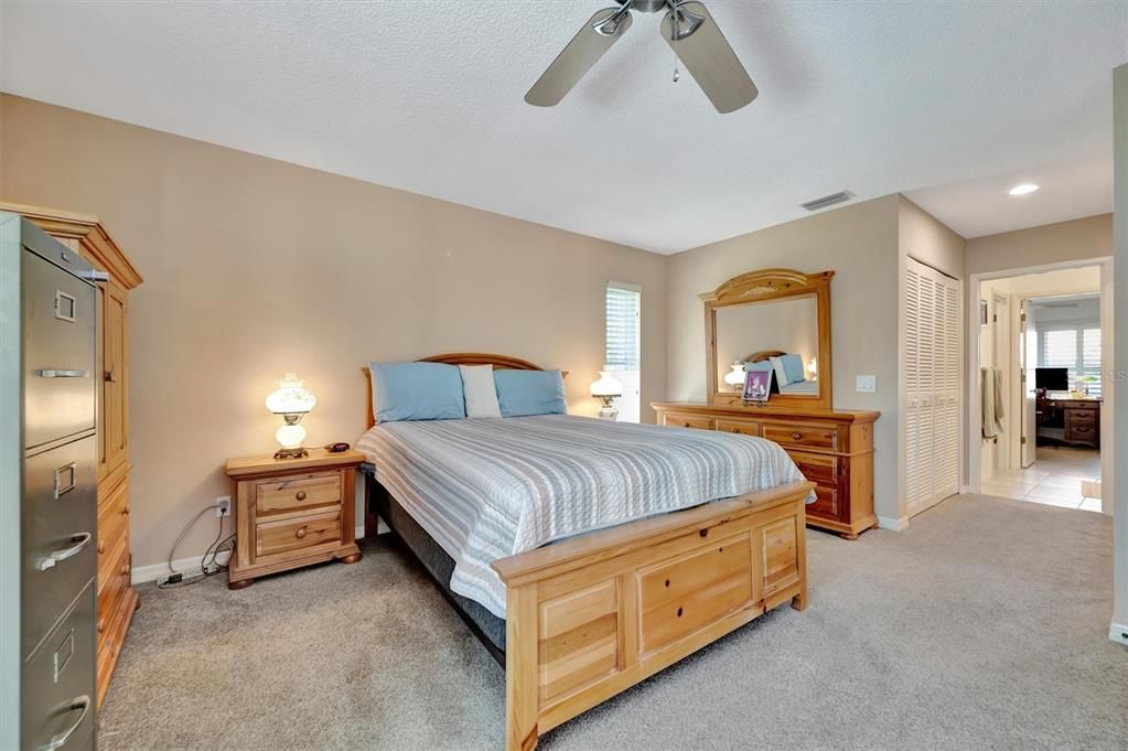 For Sale: $409,000 (3 beds, 2 baths, 1838 Square Feet)