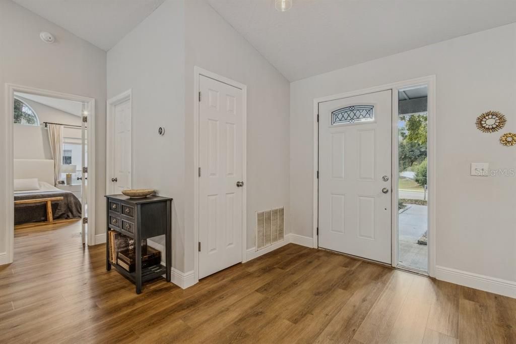 For Sale: $410,000 (3 beds, 2 baths, 2009 Square Feet)