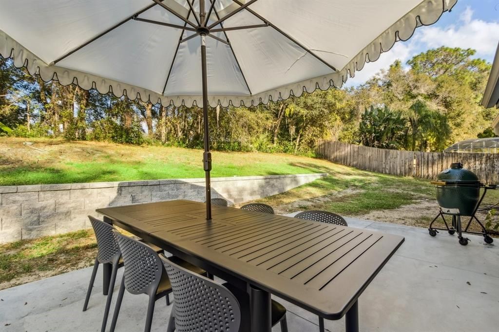 For Sale: $410,000 (3 beds, 2 baths, 2009 Square Feet)