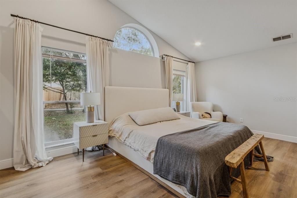 For Sale: $410,000 (3 beds, 2 baths, 2009 Square Feet)