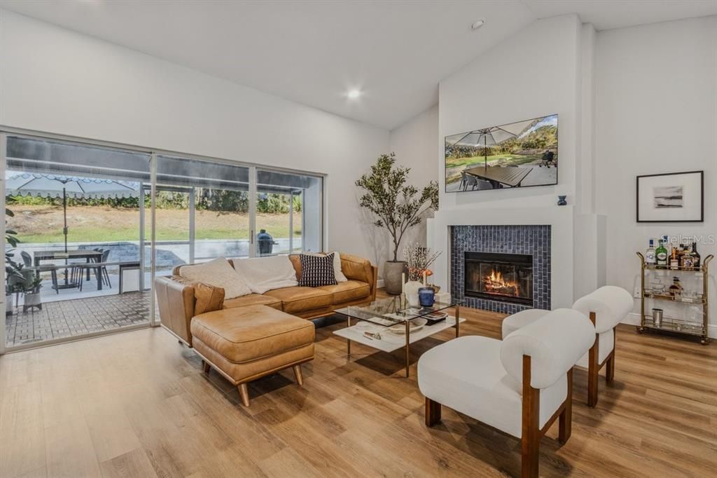 For Sale: $410,000 (3 beds, 2 baths, 2009 Square Feet)