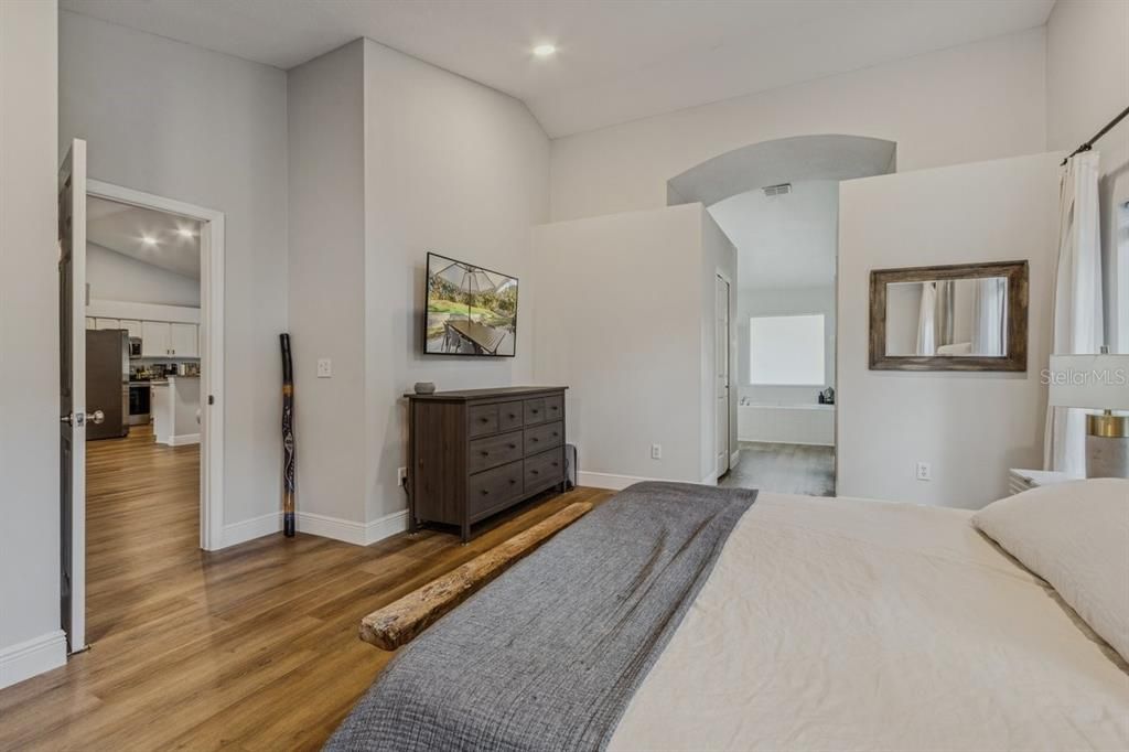 For Sale: $410,000 (3 beds, 2 baths, 2009 Square Feet)