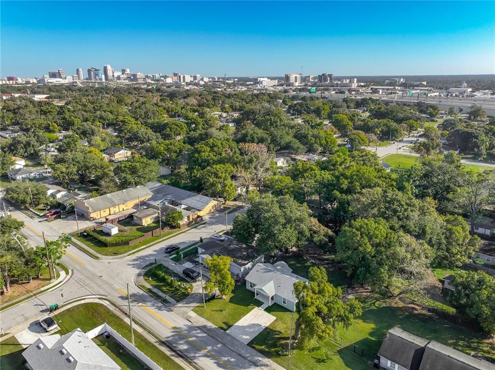 На продажу: $329,900 (3 спален, 2 ванн, 1268 Квадратных фут)