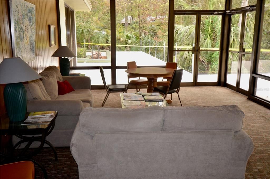 待售: $249,000 (3 贝兹, 2 浴室, 1558 平方英尺)