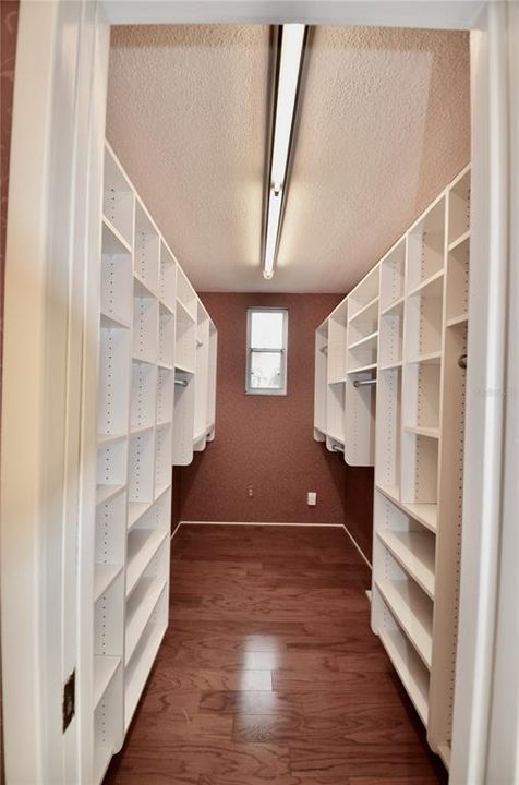 待售: $249,000 (3 贝兹, 2 浴室, 1558 平方英尺)