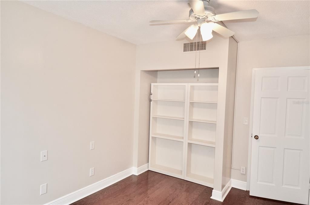 待售: $249,000 (3 贝兹, 2 浴室, 1558 平方英尺)