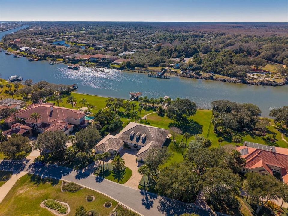 For Sale: $3,200,000 (5 beds, 5 baths, 5049 Square Feet)