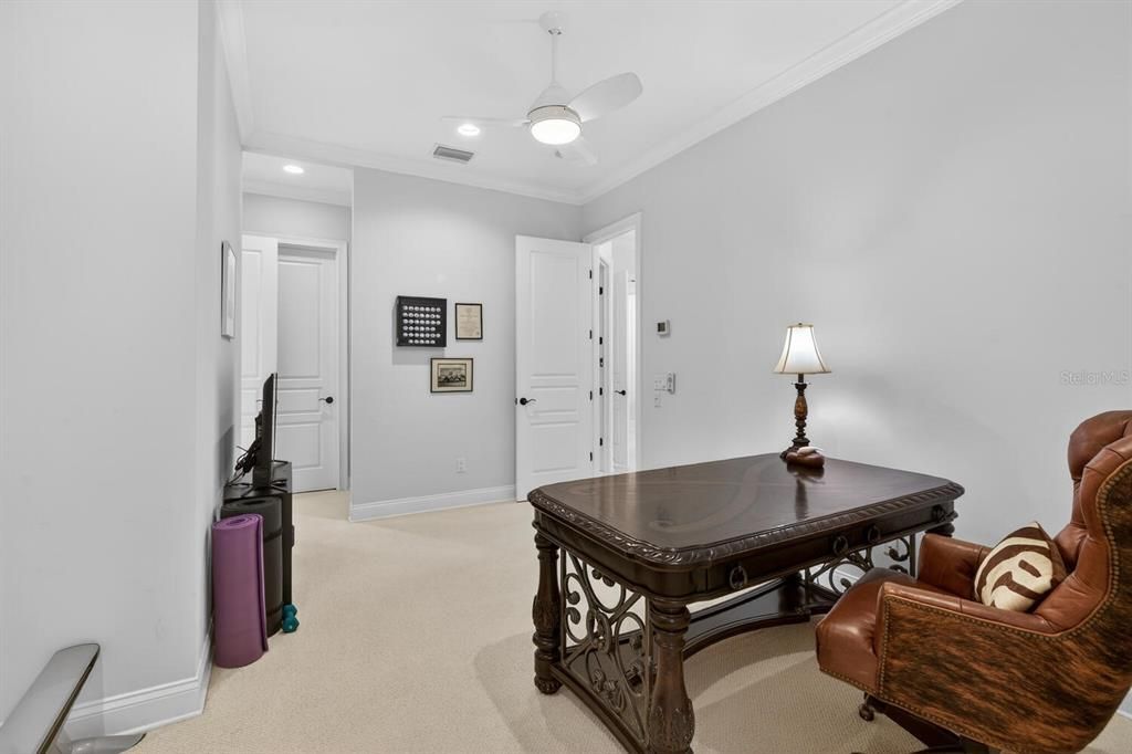 For Sale: $3,200,000 (5 beds, 5 baths, 5049 Square Feet)