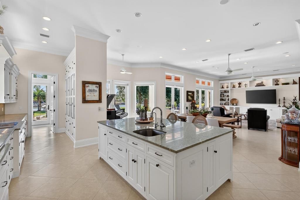 For Sale: $3,200,000 (5 beds, 5 baths, 5049 Square Feet)