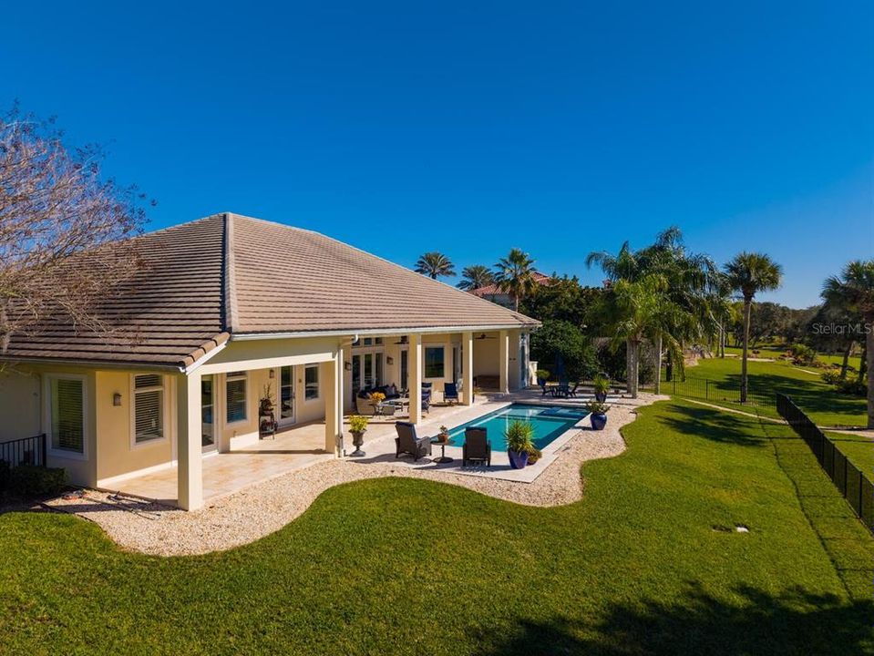 For Sale: $3,200,000 (5 beds, 5 baths, 5049 Square Feet)