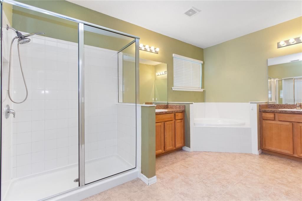 En Venta: $460,000 (4 camas, 3 baños, 2838 Pies cuadrados)