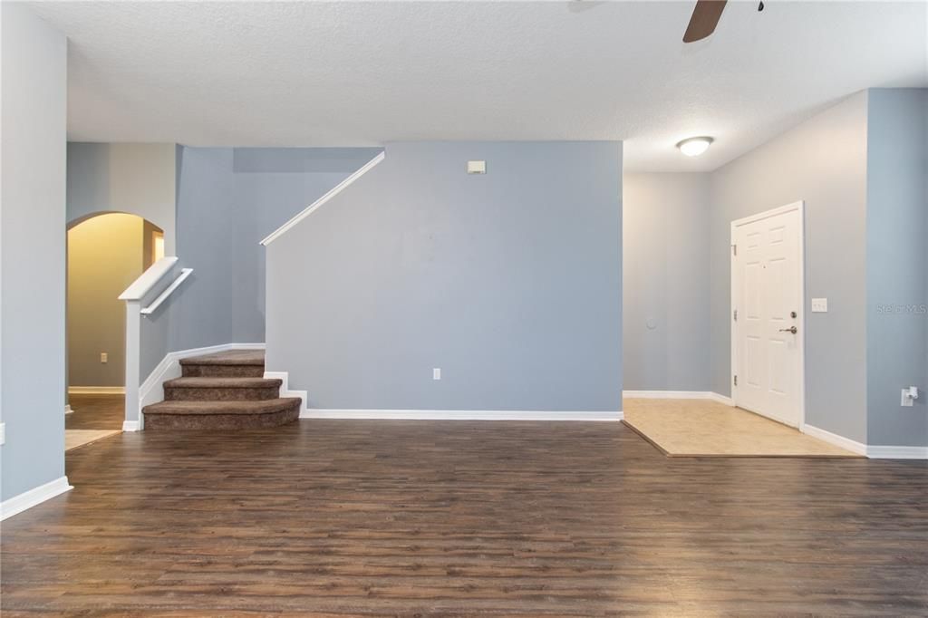 En Venta: $460,000 (4 camas, 3 baños, 2838 Pies cuadrados)