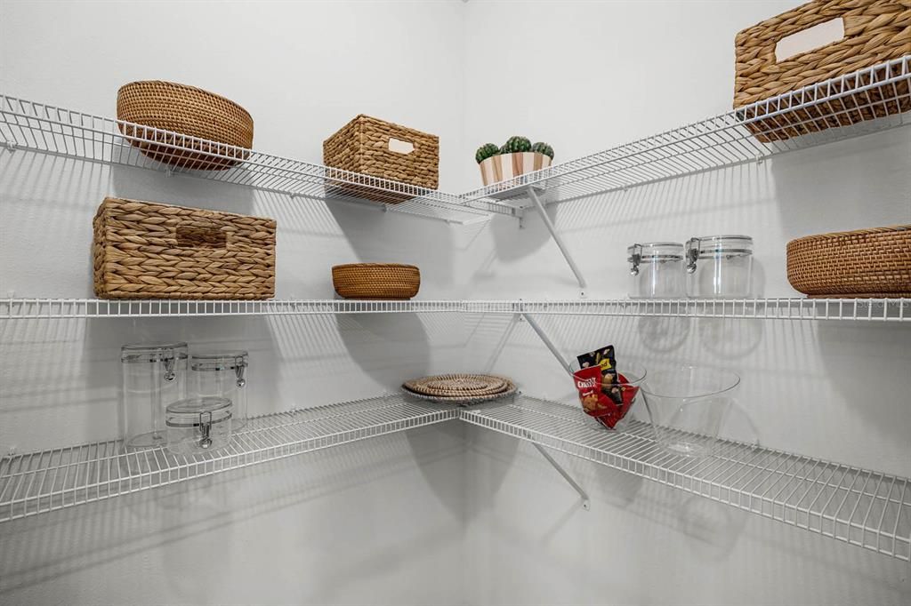 For Sale: $351,990 (4 beds, 2 baths, 1828 Square Feet)