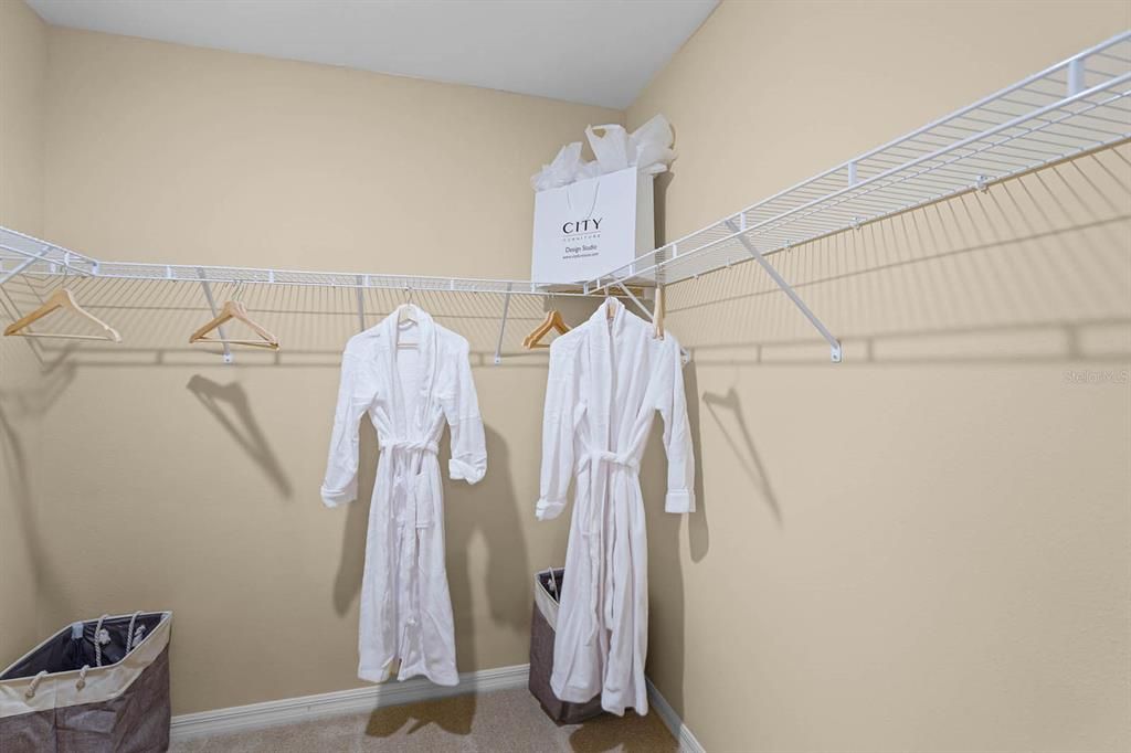 For Sale: $351,990 (4 beds, 2 baths, 1828 Square Feet)