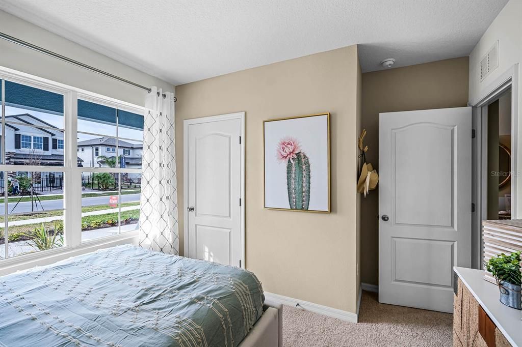 For Sale: $351,990 (4 beds, 2 baths, 1828 Square Feet)