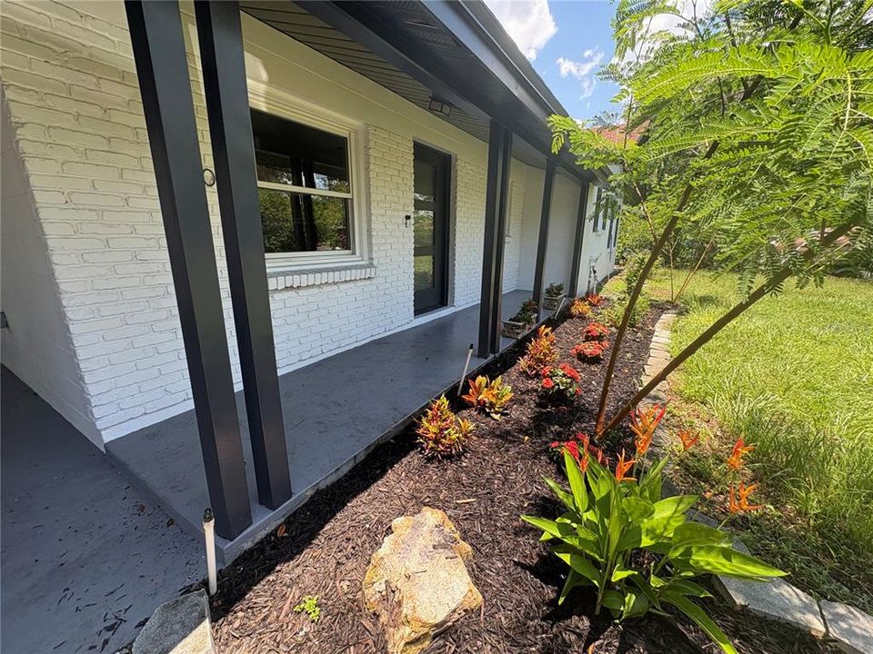 For Rent: $3,500 (3 beds, 2 baths, 1122 Square Feet)