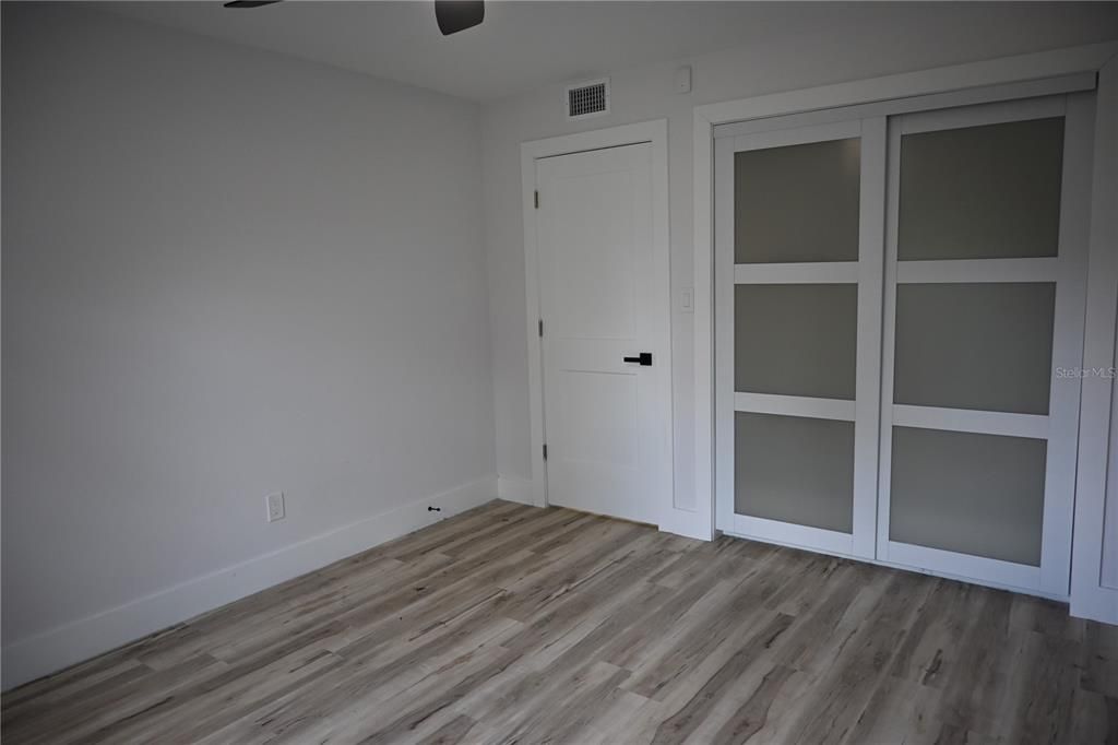 For Rent: $3,500 (3 beds, 2 baths, 1122 Square Feet)