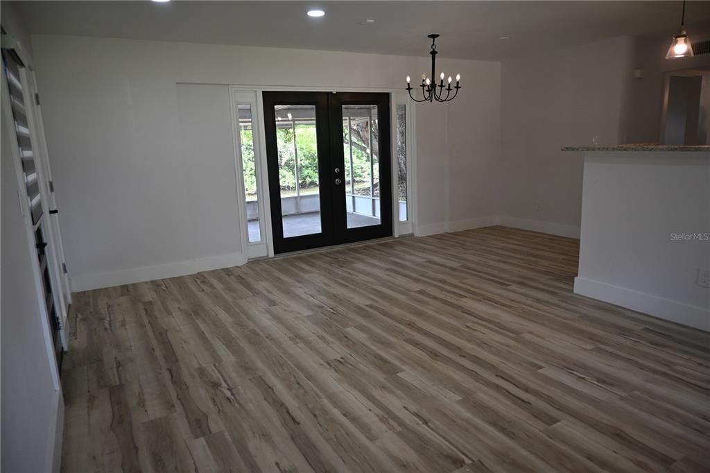 For Rent: $3,500 (3 beds, 2 baths, 1122 Square Feet)