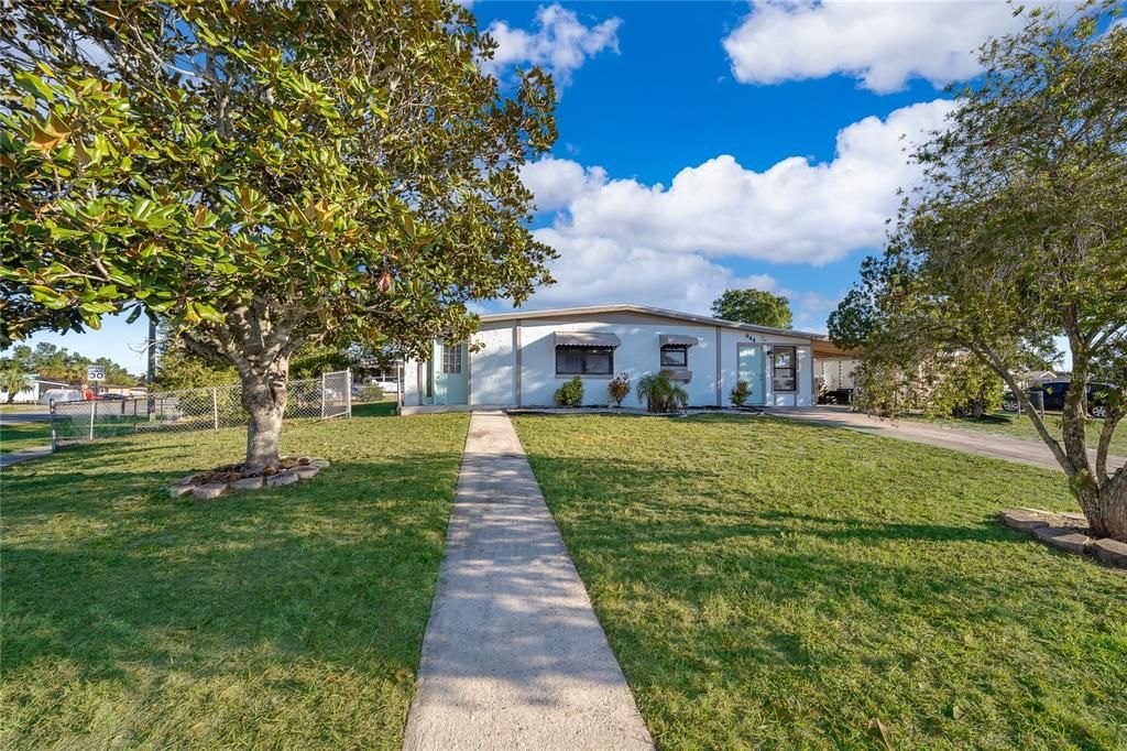 待售: $295,900 (4 贝兹, 2 浴室, 1274 平方英尺)