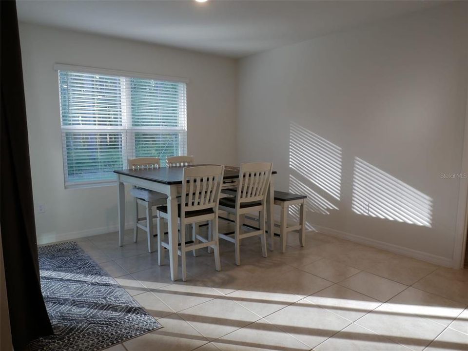 For Sale: $359,000 (3 beds, 2 baths, 1685 Square Feet)