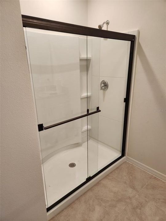 For Sale: $359,000 (3 beds, 2 baths, 1685 Square Feet)