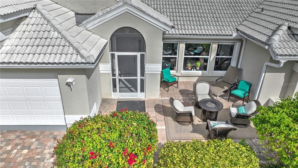 For Sale: $719,000 (3 beds, 2 baths, 2432 Square Feet)