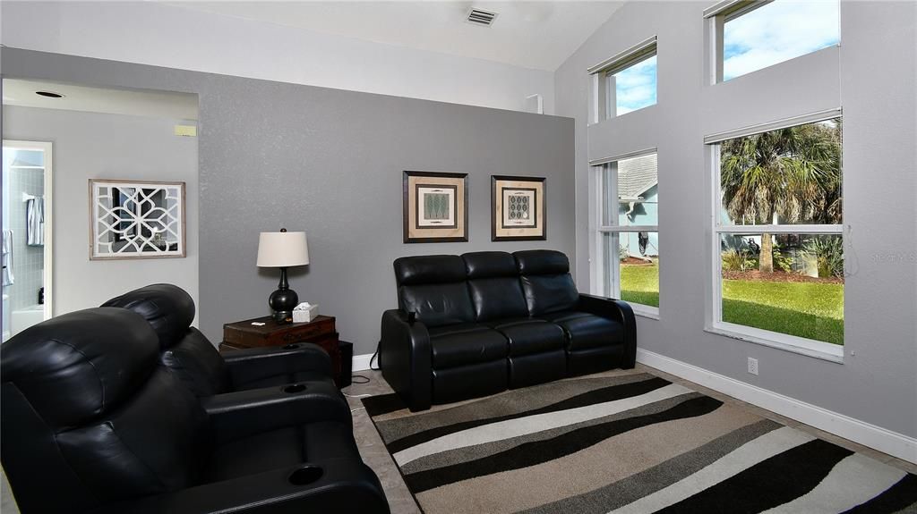 For Sale: $719,000 (3 beds, 2 baths, 2432 Square Feet)