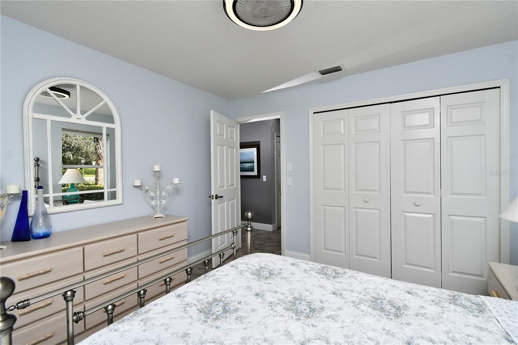 For Sale: $719,000 (3 beds, 2 baths, 2432 Square Feet)