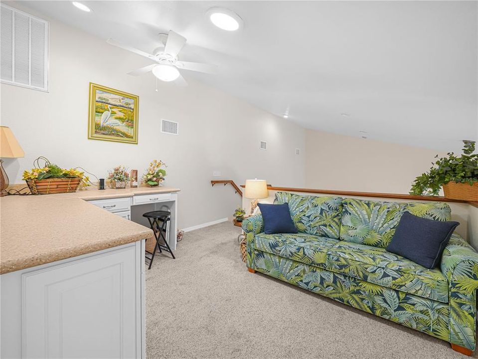 En Venta: $535,000 (3 camas, 3 baños, 2371 Pies cuadrados)